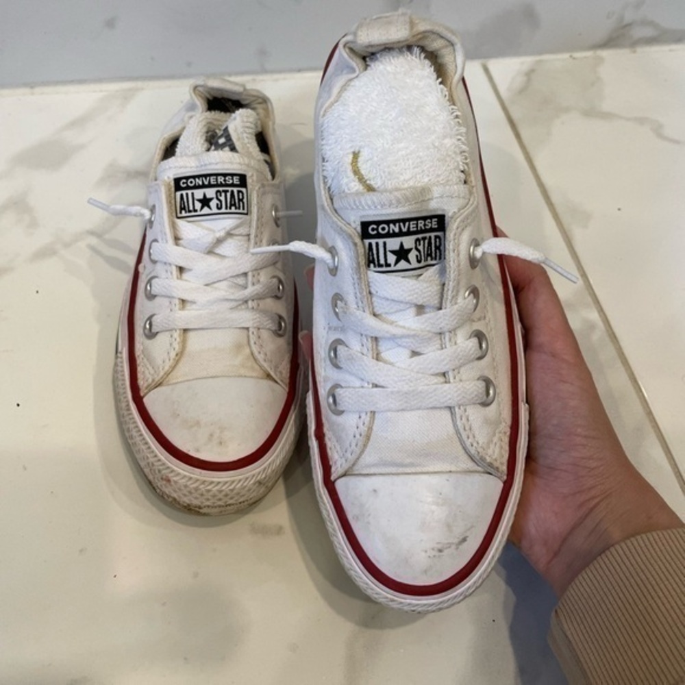 All Star Converse | Chuck Taylor Shoreline Classic Slip On White Sneakers - Picture 4 of 17